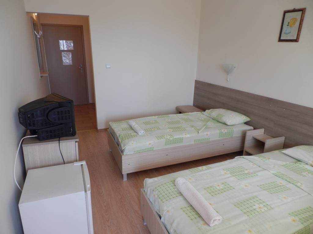 Olimpia Supersnab Hotel بالشيك الغرفة الصورة