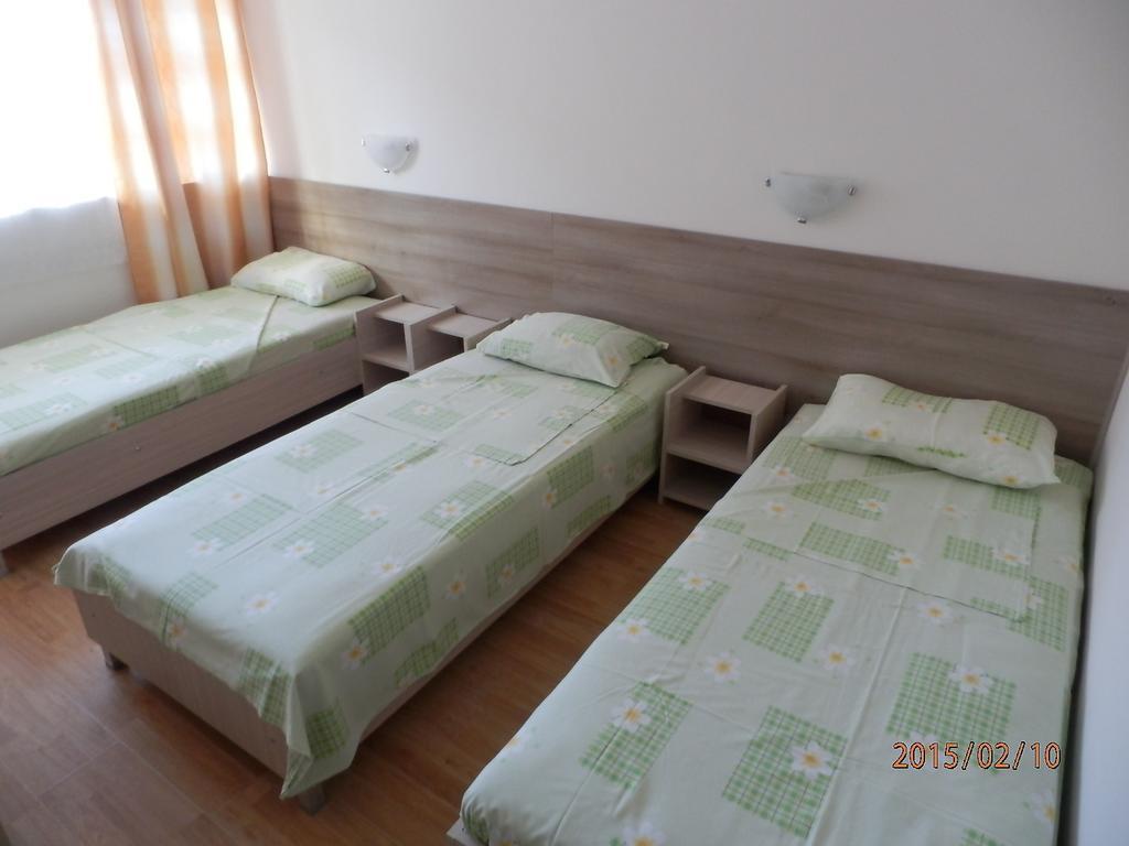 Olimpia Supersnab Hotel بالشيك الغرفة الصورة